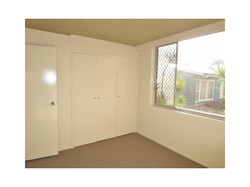 2/10 Frederick Street, Surfers Paradise QLD 4217