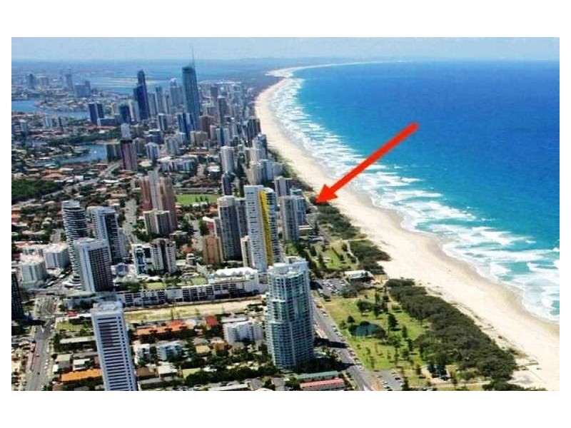 4/136 Old Burleigh Road, Broadbeach QLD 4218