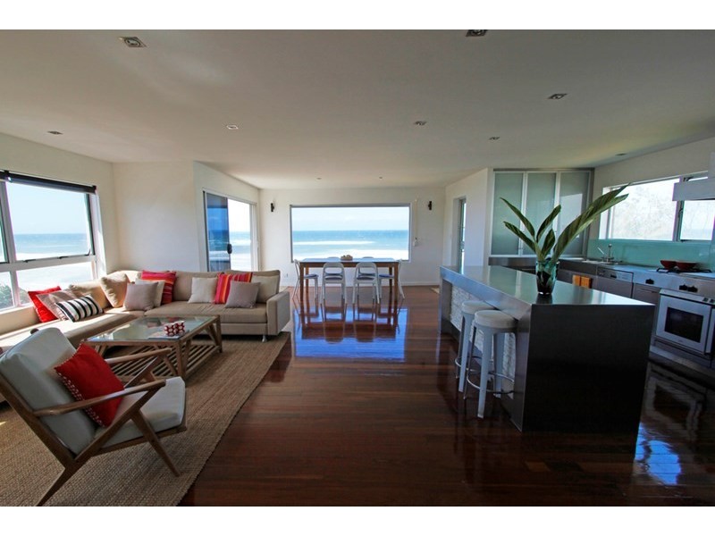 000 Surf Street, Mermaid Beach QLD 4218