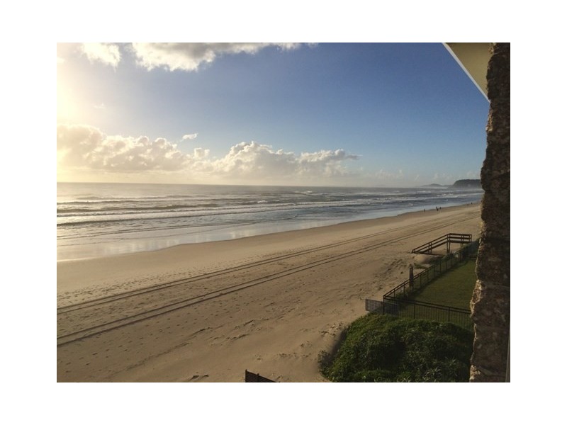 000 Surf Street, Mermaid Beach QLD 4218