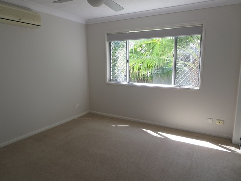Unit 5/10 Rosewood Avenue, Broadbeach QLD 4218