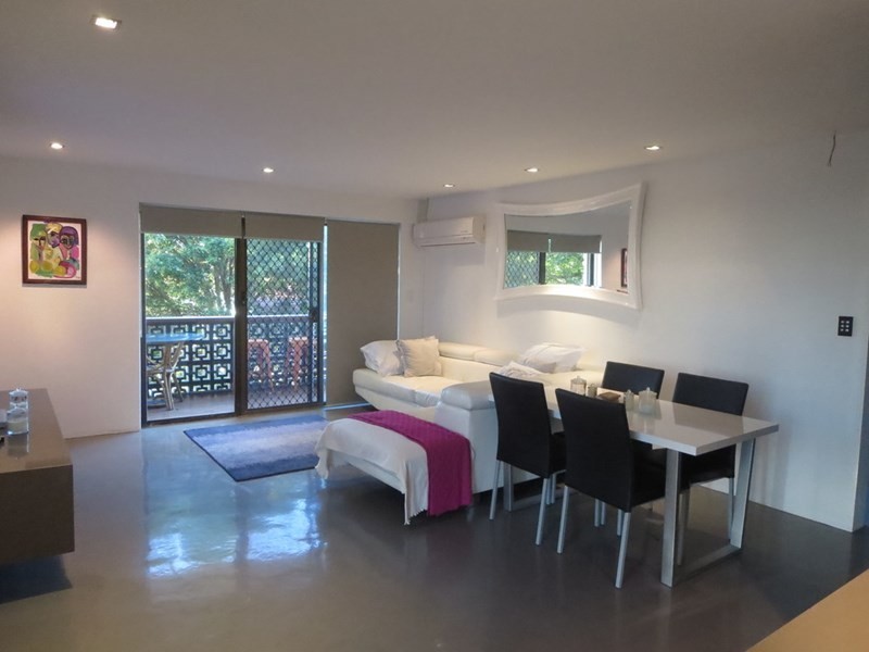 1/2263 Gold Coast Highway, Mermaid Beach QLD 4218