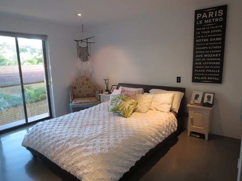 1/2263 Gold Coast Highway, Mermaid Beach QLD 4218