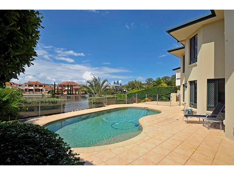 135/40 Cotlew Street E, Southport QLD 4215