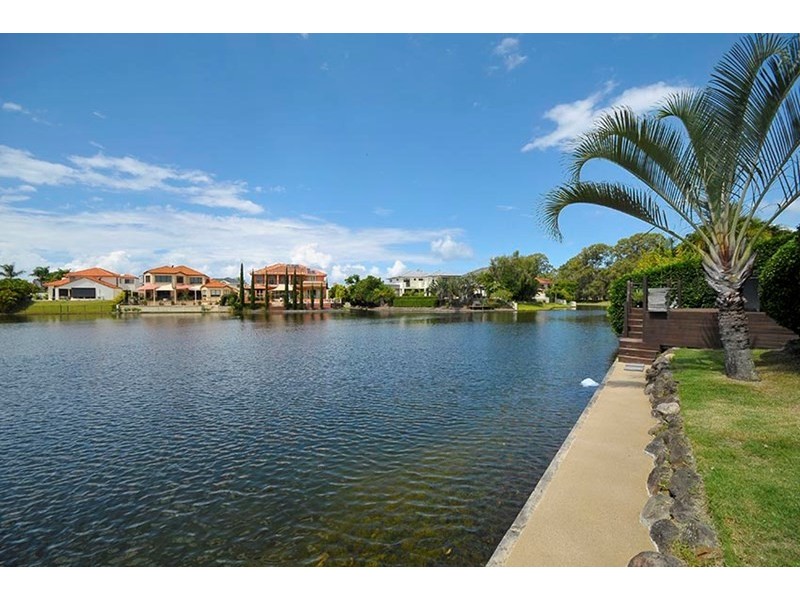 135/40 Cotlew Street E, Southport QLD 4215