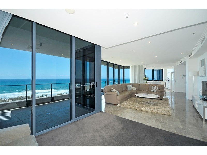 32/173 Old Burleigh Road, Broadbeach QLD 4218