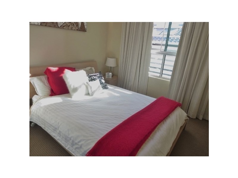 2304 Gold Coast Highway, Mermaid Beach QLD 4218