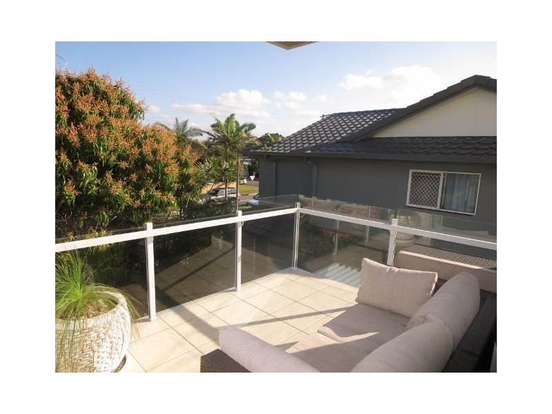 2304 Gold Coast Highway, Mermaid Beach QLD 4218