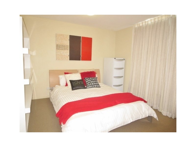 2304 Gold Coast Highway, Mermaid Beach QLD 4218