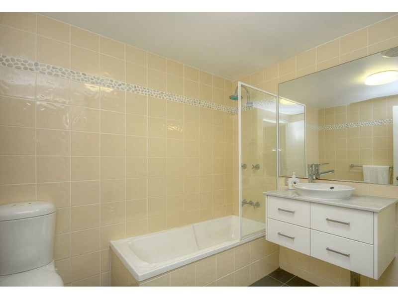 5/11 Sunbrite Avenue, Mermaid Beach QLD 4218