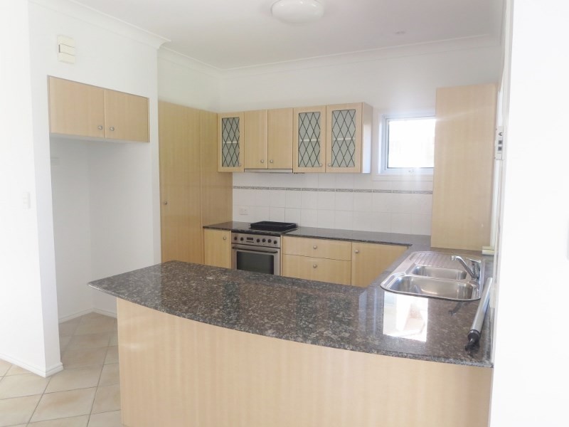 27 Ventura Road, Mermaid Beach QLD 4218