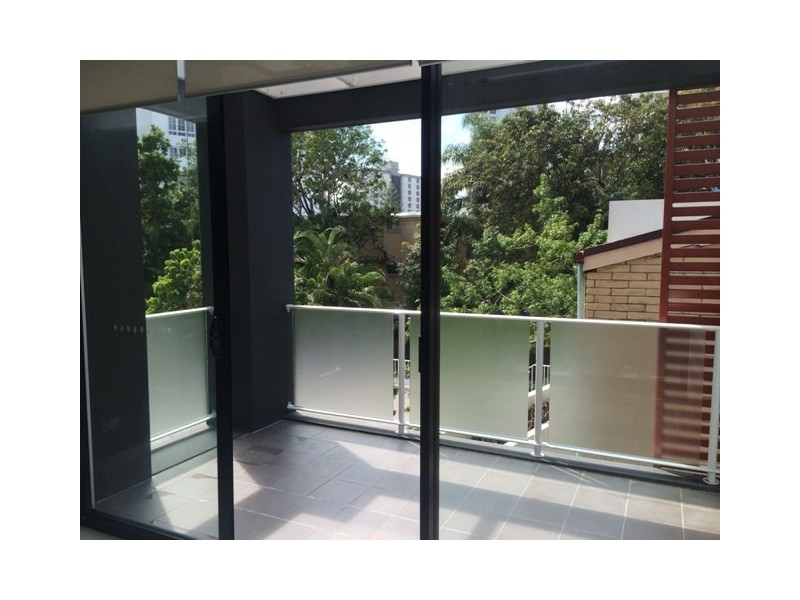 Unit 5/3 Beach Parade, Broadbeach QLD 4218