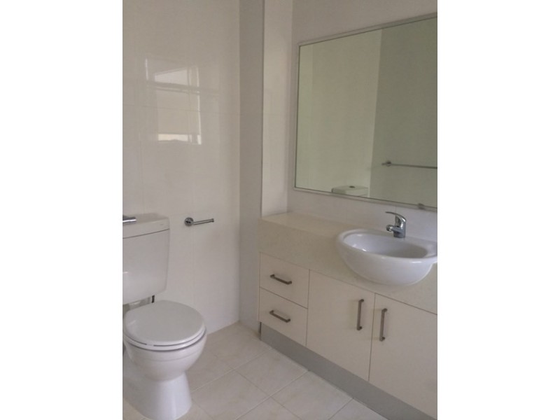 Unit 5/3 Beach Parade, Broadbeach QLD 4218