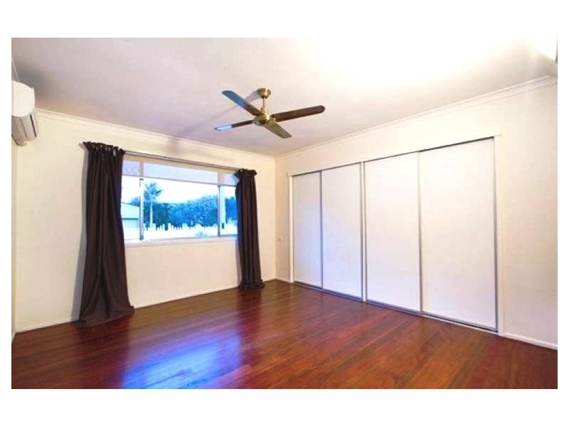 15 Rio Vista Boulevard, Broadbeach Waters QLD 4218