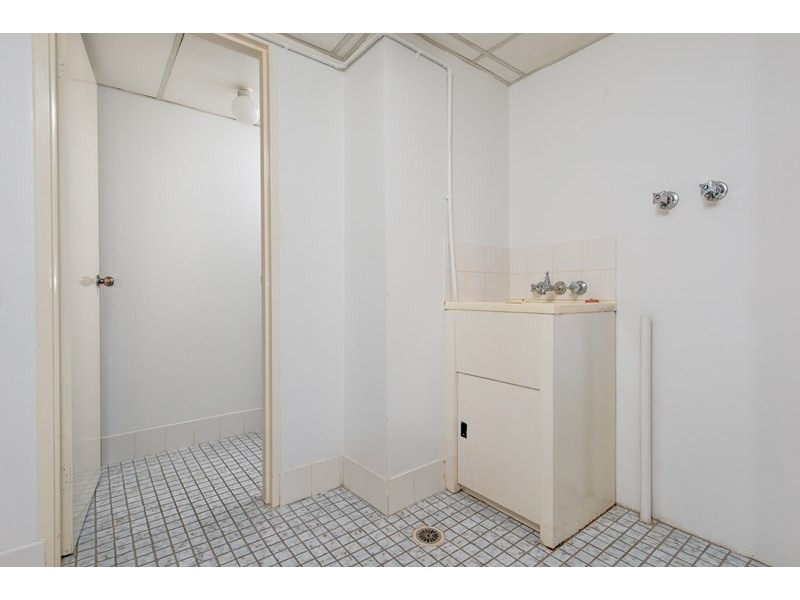 3/141 Surf Parade, Broadbeach QLD 4218