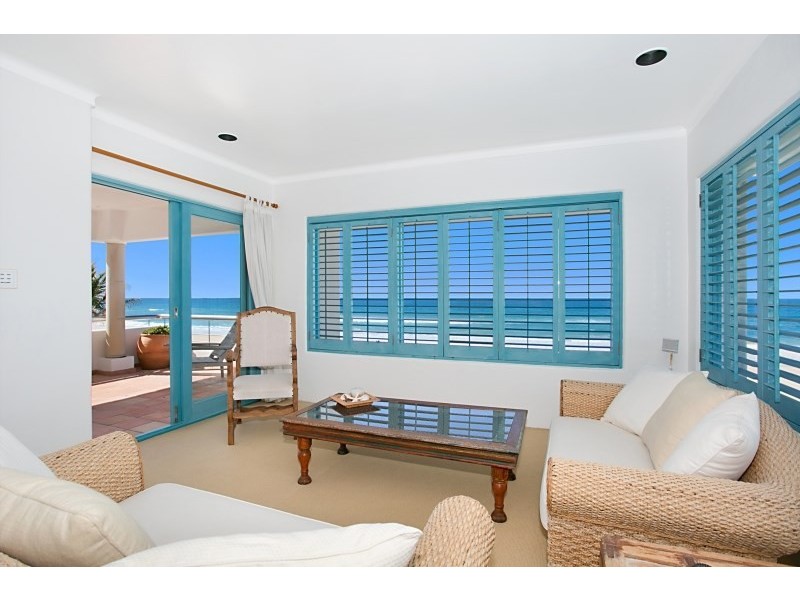 61 Albatross Avenue, Mermaid Beach QLD 4218