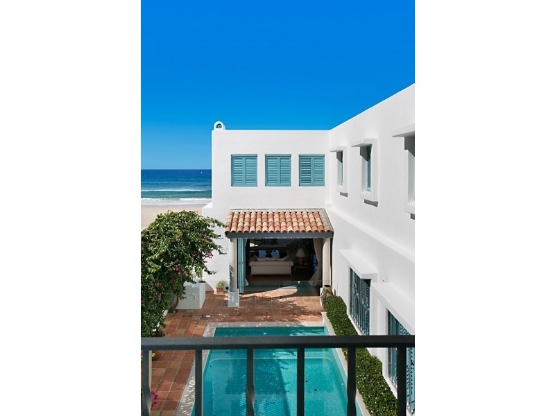 61 Albatross Avenue, Mermaid Beach QLD 4218