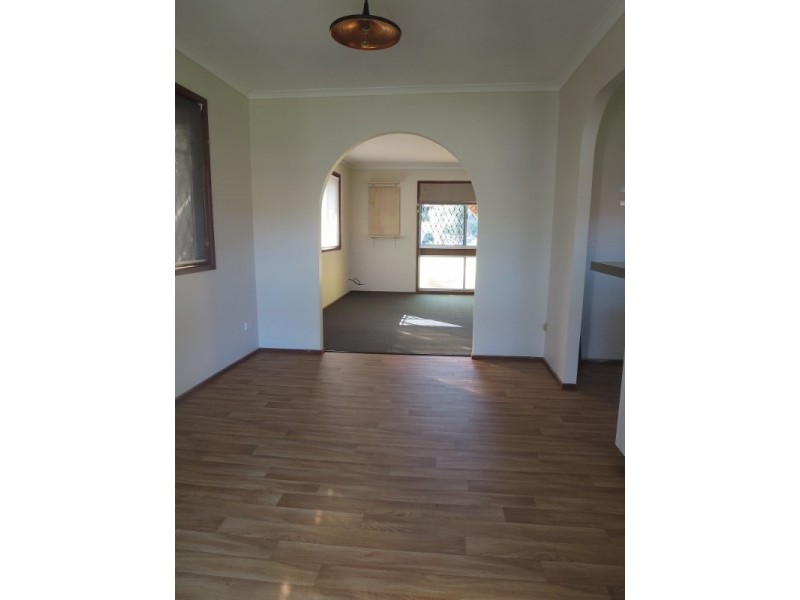 5 Binnacle Court, Mermaid Waters QLD 4218