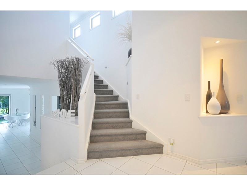 15 Corvus Way, Robina QLD 4226