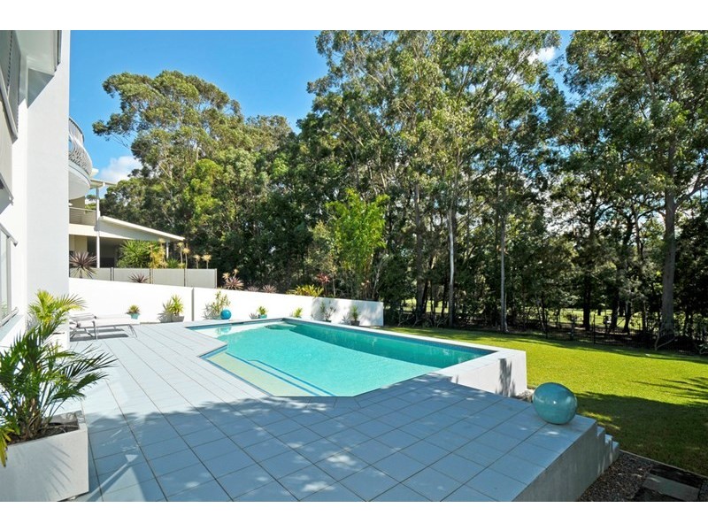 15 Corvus Way, Robina QLD 4226