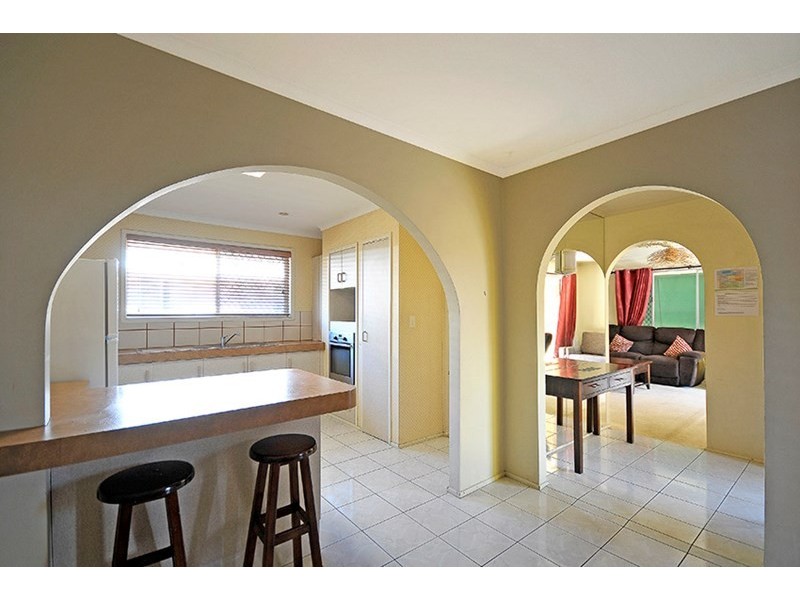 142 Sunshine Boulevard, Mermaid Waters QLD 4218