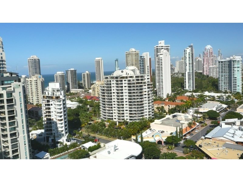 29 Hughes Avenue, Main Beach QLD 4217