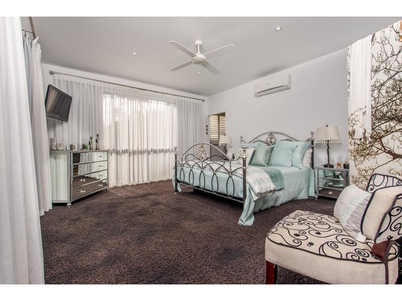 14 Border Drive, Currumbin Waters QLD 4223