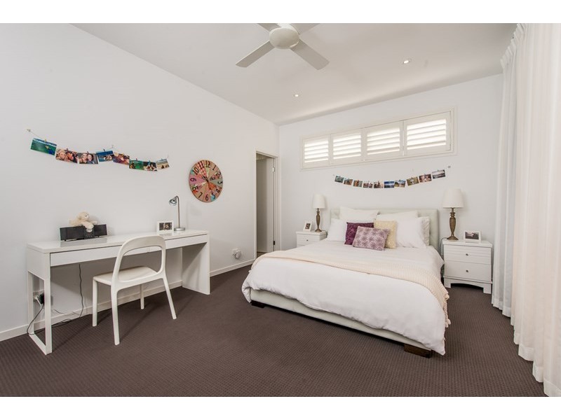 14 Border Drive, Currumbin Waters QLD 4223