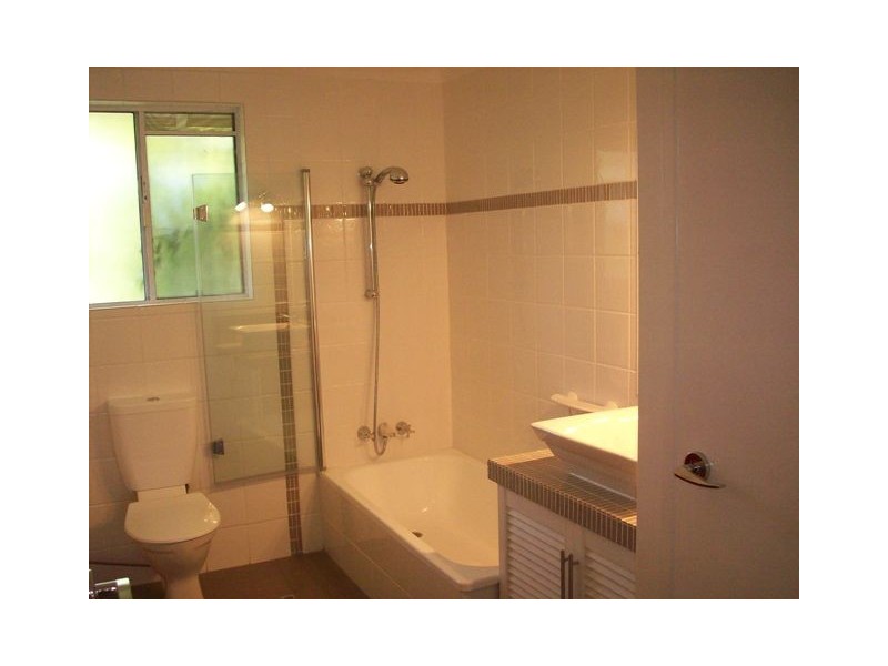 29 A Avanti Street, Mermaid Waters QLD 4218