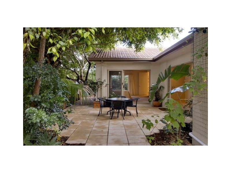 29 B Avanti Street, Mermaid Waters QLD 4218