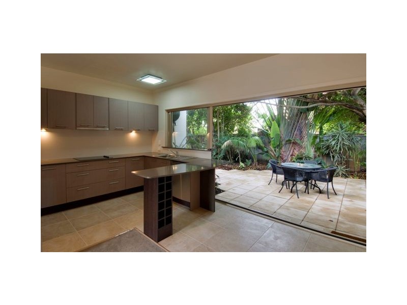 29 B Avanti Street, Mermaid Waters QLD 4218