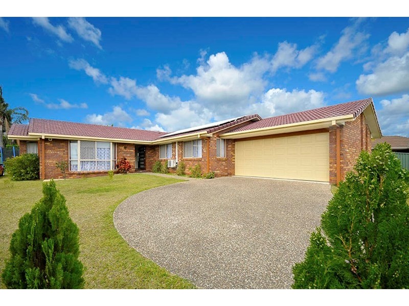 8 Twin Oaks Place, Varsity Lakes QLD 4227