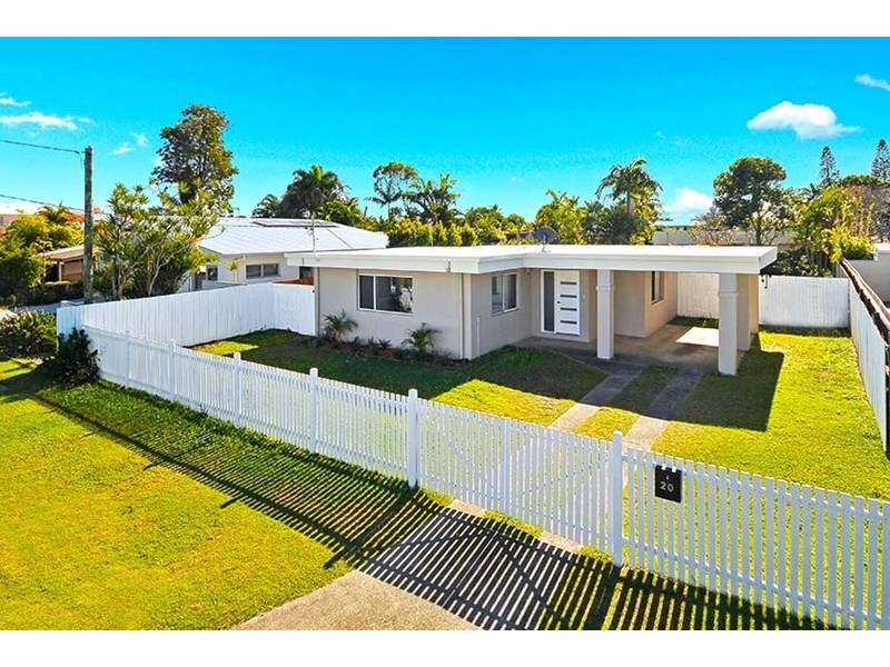 20 Boongala Road, Broadbeach Waters QLD 4218