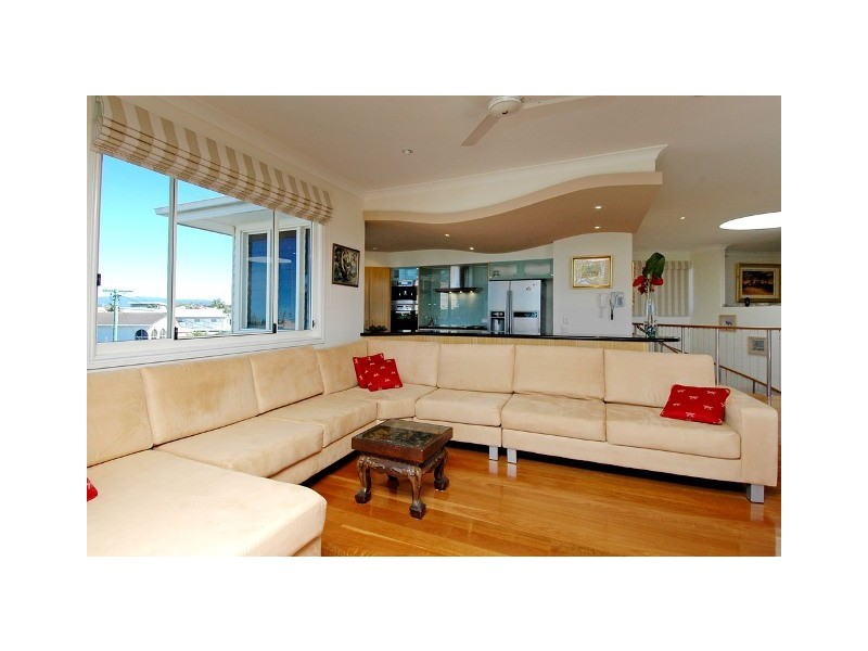 Mermaid Beach QLD 4218