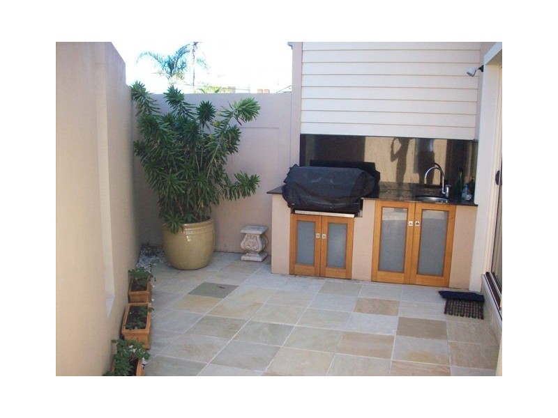 Mermaid Beach QLD 4218