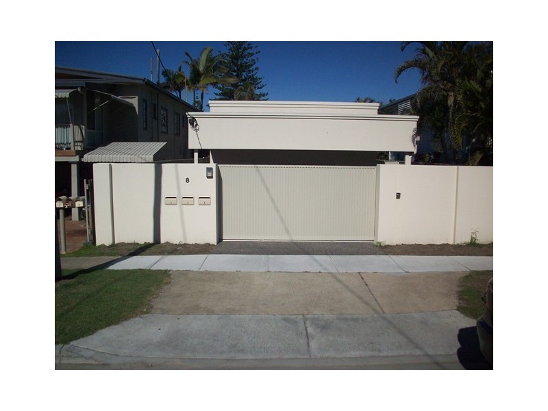 8 Sunbrite Avenue, Mermaid Beach QLD 4218