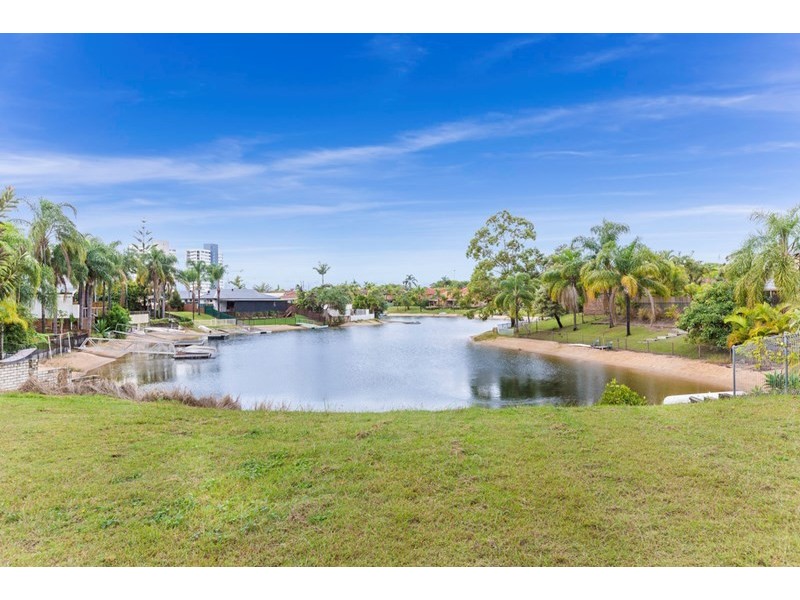 184 Rio Vista Boulevard, Mermaid Waters QLD 4218