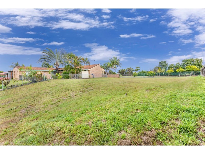 184 Rio Vista Boulevard, Mermaid Waters QLD 4218