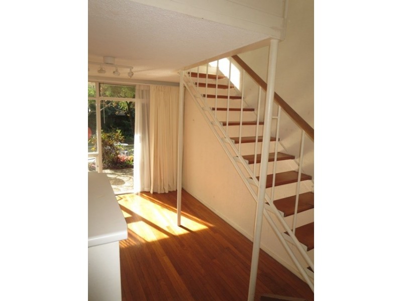 4/2309 Petrel Avenue, Mermaid Beach QLD 4218