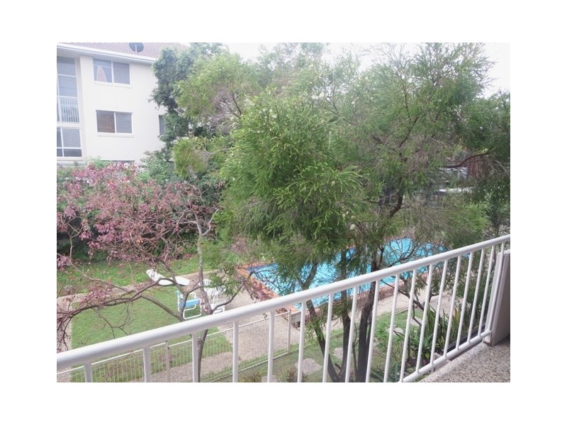 4/2309 Petrel Avenue, Mermaid Beach QLD 4218