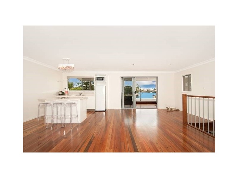 44 Cypress Drive, Broadbeach Waters QLD 4218