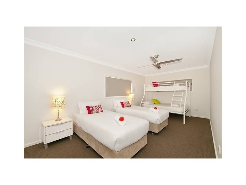 44 Cypress Drive, Broadbeach Waters QLD 4218