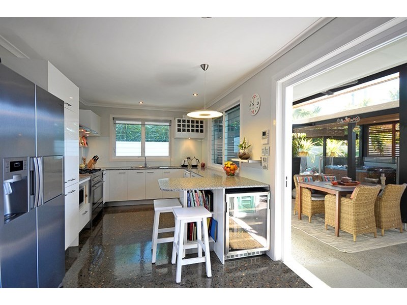 49 Allambi Avenue, Broadbeach Waters QLD 4218