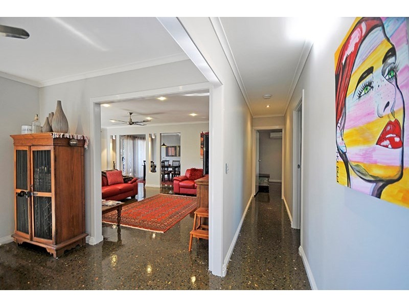 49 Allambi Avenue, Broadbeach Waters QLD 4218