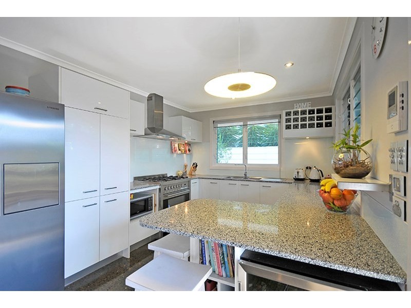 49 Allambi Avenue, Broadbeach Waters QLD 4218