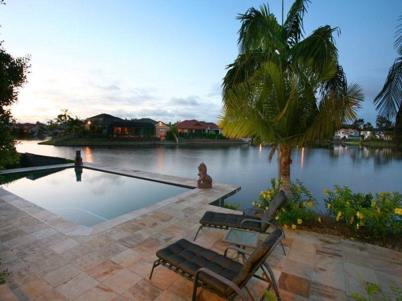 63/40 Cotlew Street East, Southport QLD 4215