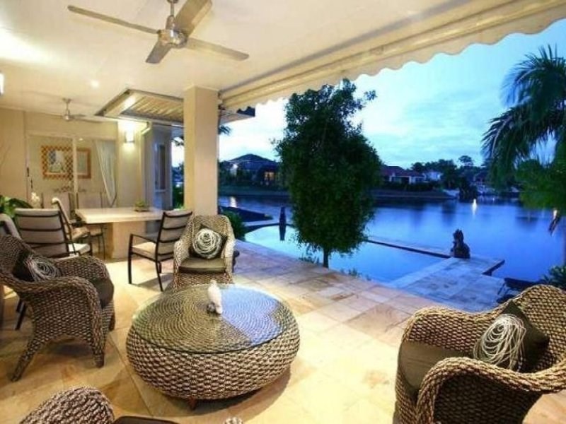 63/40 Cotlew Street East, Southport QLD 4215