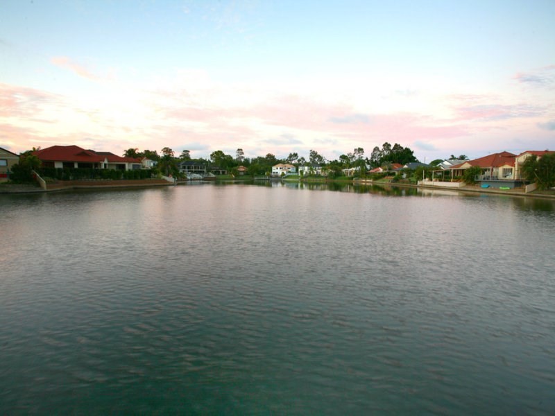 63/40 Cotlew Street East, Southport QLD 4215