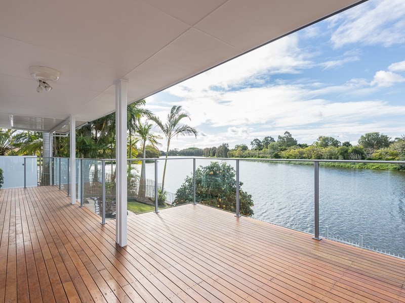 10 Emerton Crescent, Robina QLD 4226