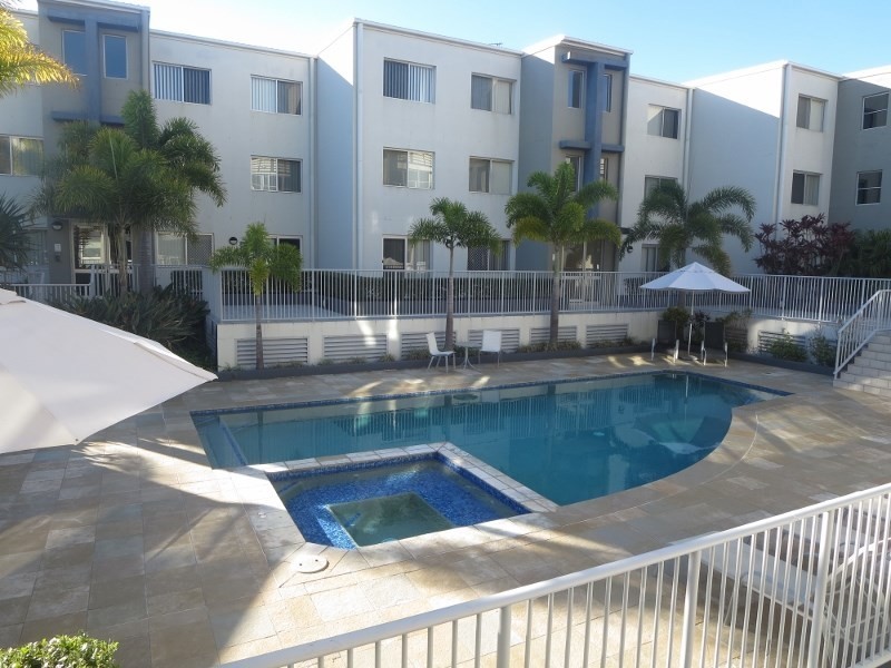 30/2329-2341 ” Splendido Apartments” Gold Coast Highway, Mermaid Beach QLD 4218